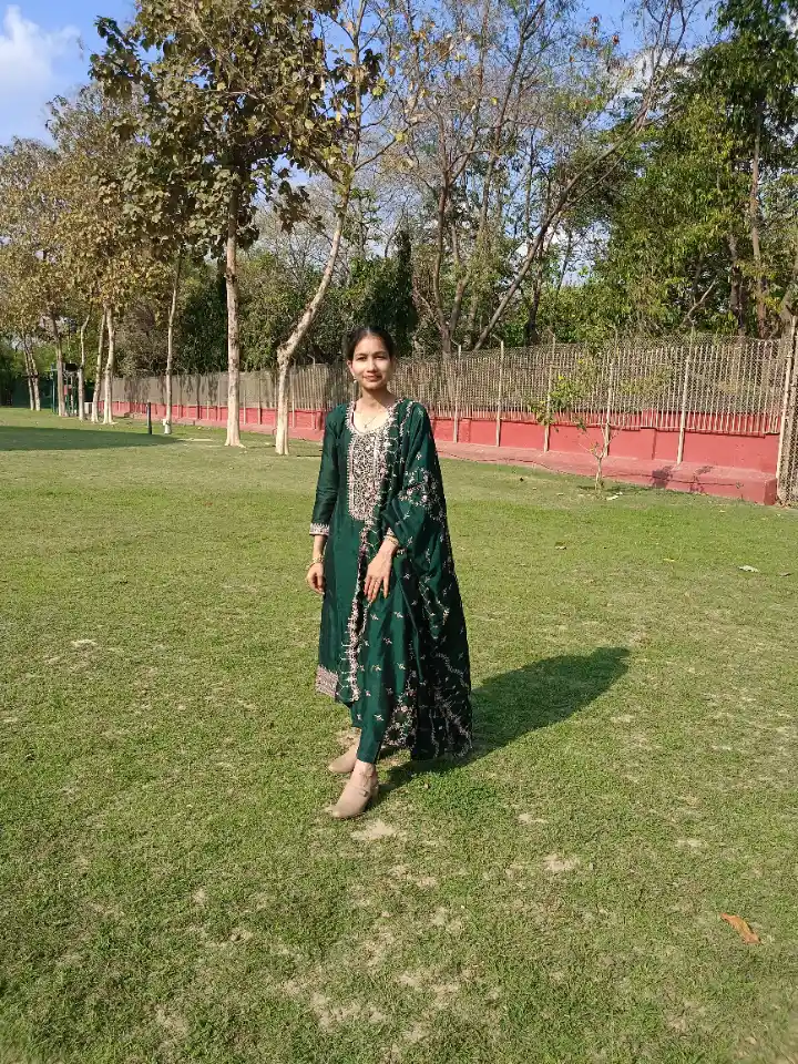 Saloni